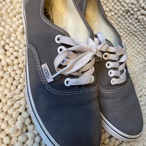 Gray Vans 7.5